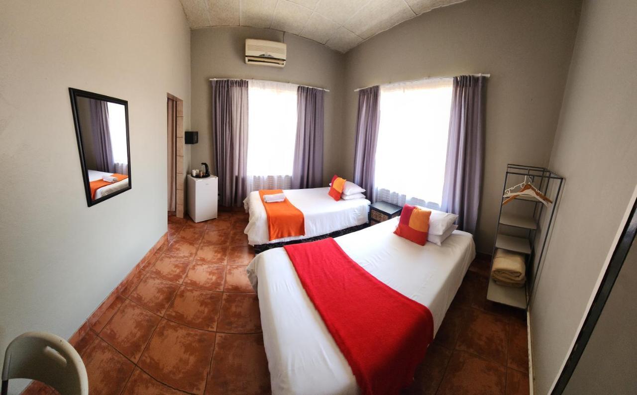 Casa Feliz Hotell Mokopane Exteriör bild