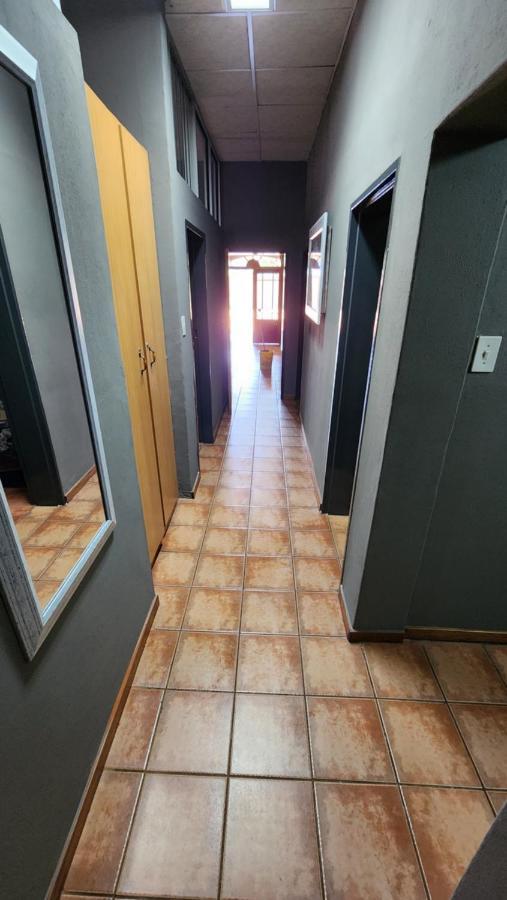 Casa Feliz Hotell Mokopane Exteriör bild