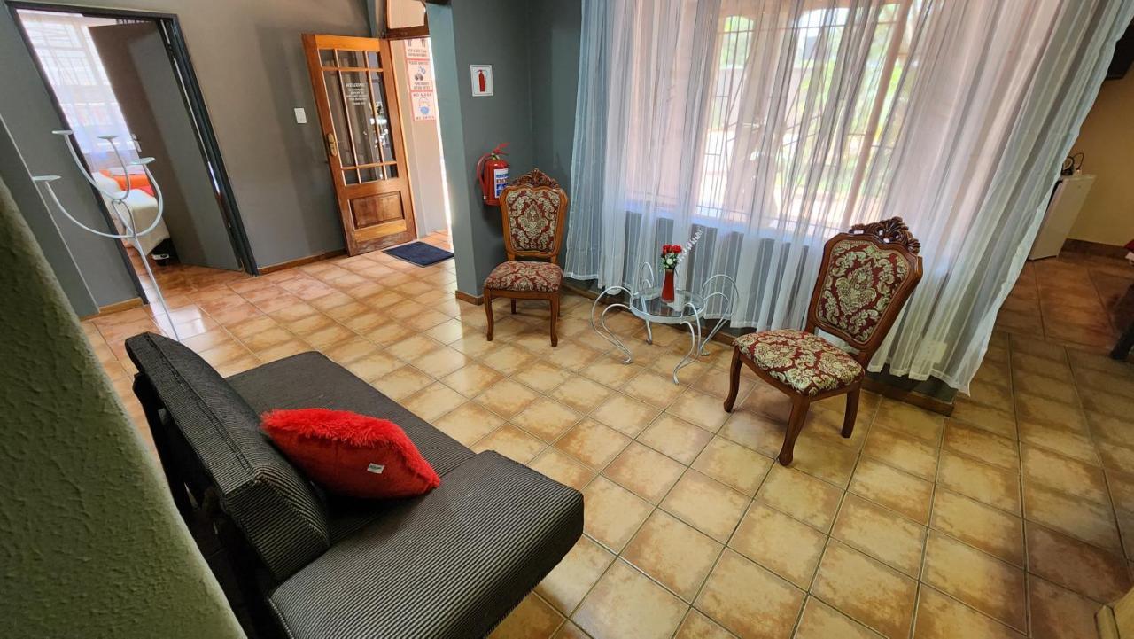Casa Feliz Hotell Mokopane Exteriör bild