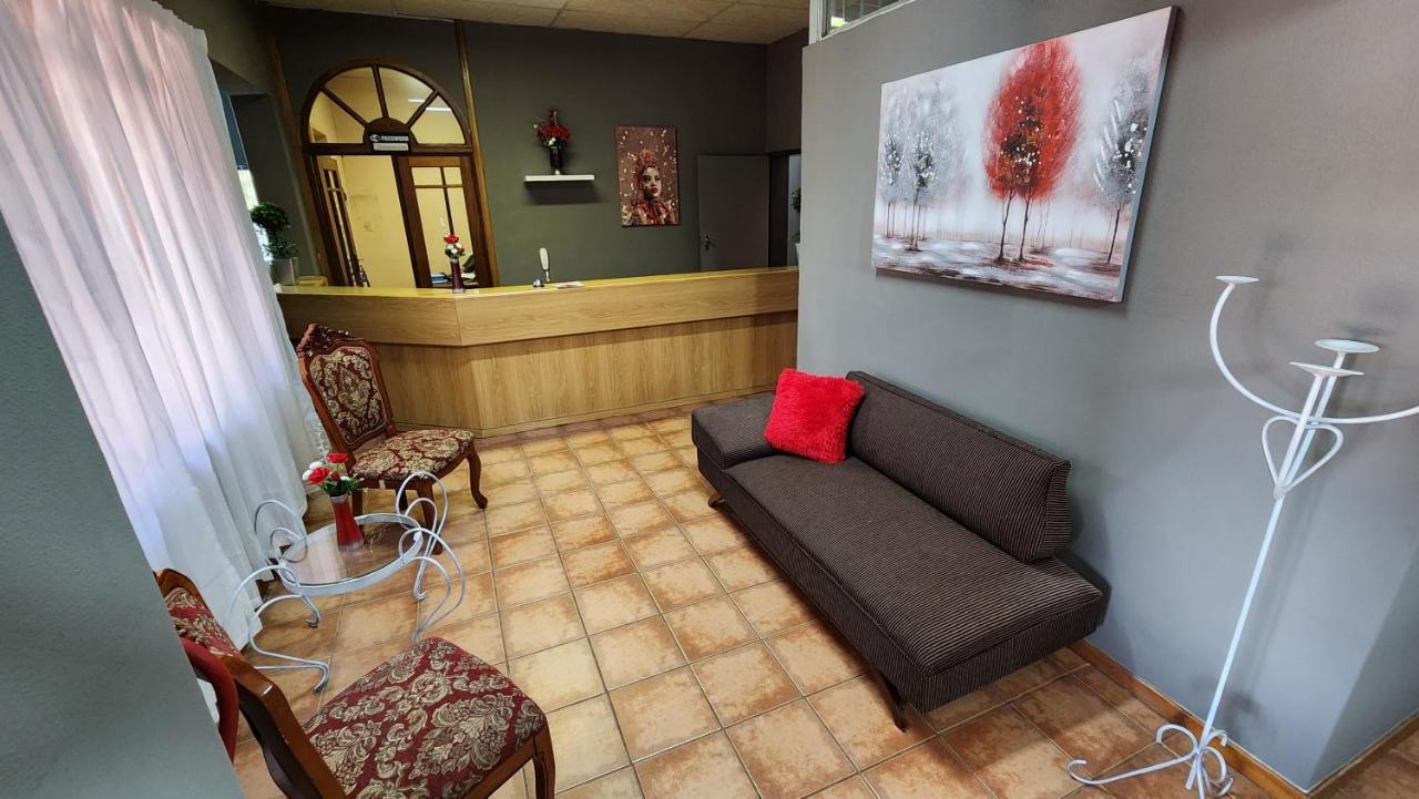 Casa Feliz Hotell Mokopane Exteriör bild